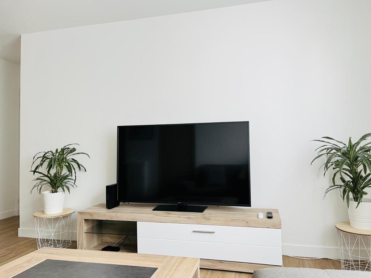 Appartement Spacieux Clichy-sous-Bois Ngoại thất bức ảnh