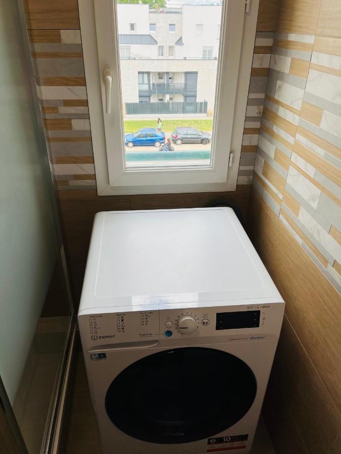Appartement Spacieux Clichy-sous-Bois Ngoại thất bức ảnh