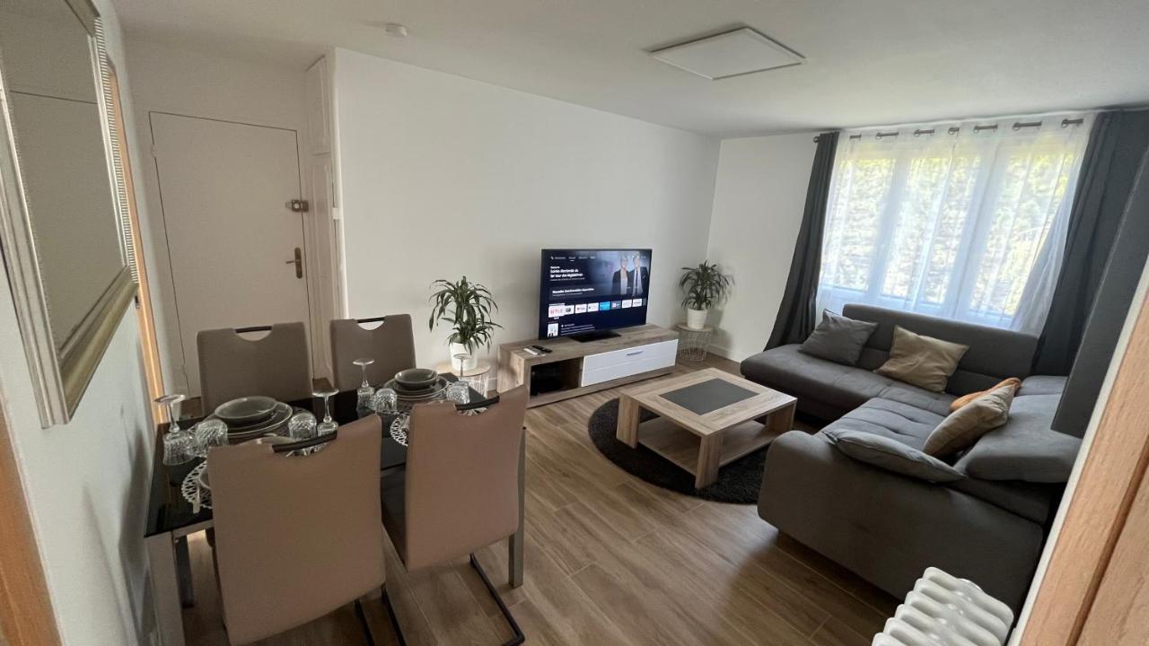 Appartement Spacieux Clichy-sous-Bois Ngoại thất bức ảnh