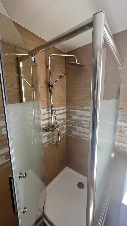 Appartement Spacieux Clichy-sous-Bois Ngoại thất bức ảnh